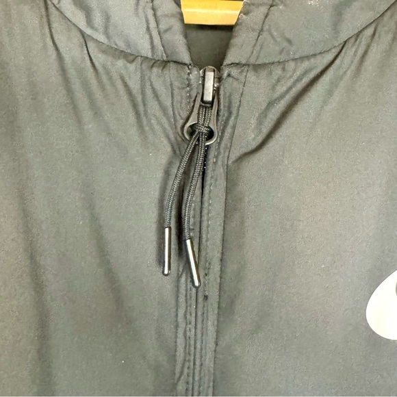 Nike Stand Collar Stay Warm Bomber Puffer Jacket Coat Black And White Size Small - Picture 6 of 9